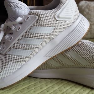 Adidas ladies 8 shoes